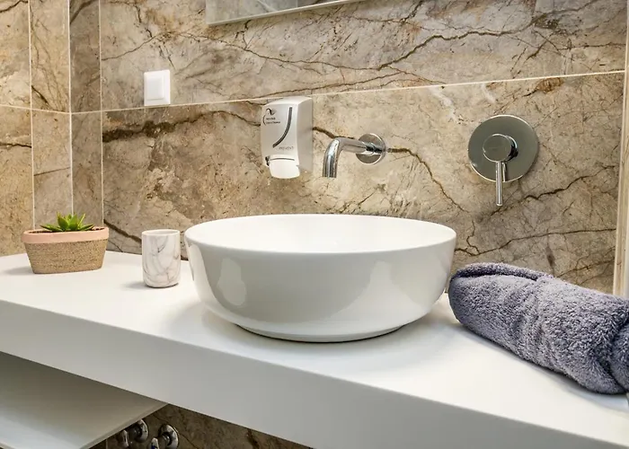 Azzurro Deluxe Appartamento *