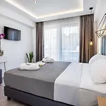 Azzurro Deluxe アパート リメナリア