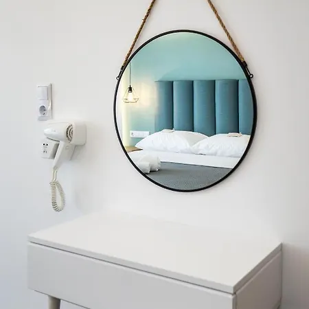 Azzurro Deluxe Apartment