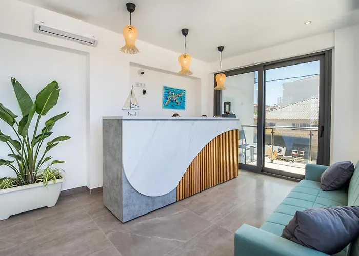 Azzurro Deluxe 利迈纳里亚